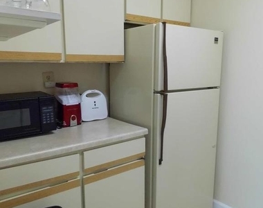1011 Arlington Boulevard - Photo Thumbnail 9