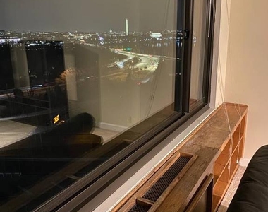 1011 Arlington Boulevard - Photo Thumbnail 7