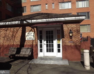 1011 Arlington Boulevard - Photo Thumbnail 16
