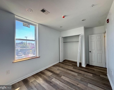 700 W Girard Avenue - Photo Thumbnail 7