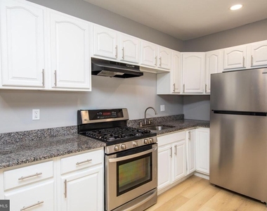 3717 Frankford Avenue - Photo Thumbnail 4