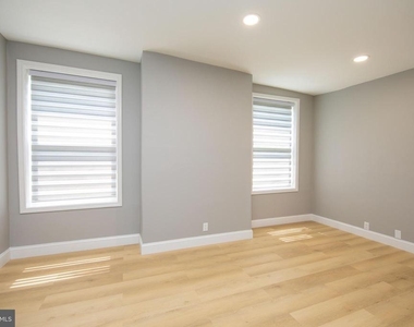 3717 Frankford Avenue - Photo Thumbnail 11