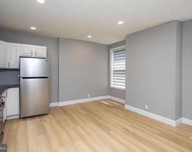 3717 Frankford Avenue - Photo Thumbnail 8
