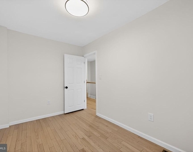2710 S Fairhill Street - Photo Thumbnail 5