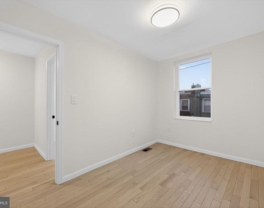 2710 S Fairhill Street - Photo Thumbnail 12