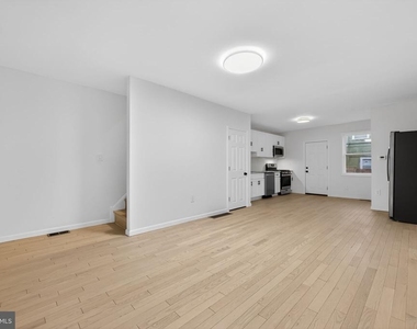 2710 S Fairhill Street - Photo Thumbnail 17