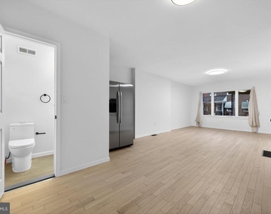 2710 S Fairhill Street - Photo Thumbnail 24