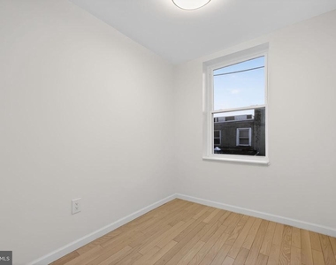 2710 S Fairhill Street - Photo Thumbnail 13