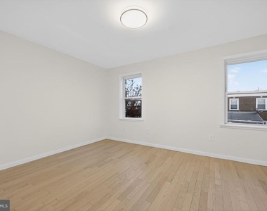 2710 S Fairhill Street - Photo Thumbnail 11
