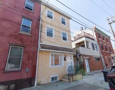 808 Gaul Street - Photo Thumbnail 1
