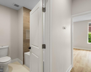 648 N 36th Street - Photo Thumbnail 22