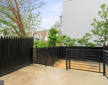 648 N 36th Street - Photo Thumbnail 35