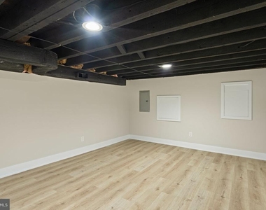 648 N 36th Street - Photo Thumbnail 12