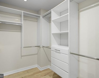 648 N 36th Street - Photo Thumbnail 29