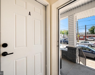 441 S 61st Street - Photo Thumbnail 3