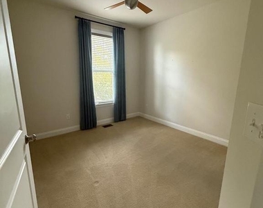 201 Charles Ellis Drive - Photo Thumbnail 9