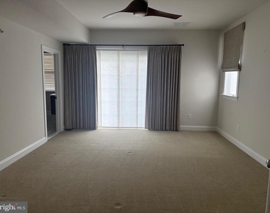 201 Charles Ellis Drive - Photo Thumbnail 7