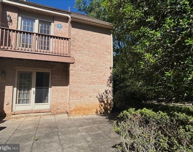 15 Rampart Drive - Photo Thumbnail 5