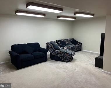 93 Beacon - Photo Thumbnail 15