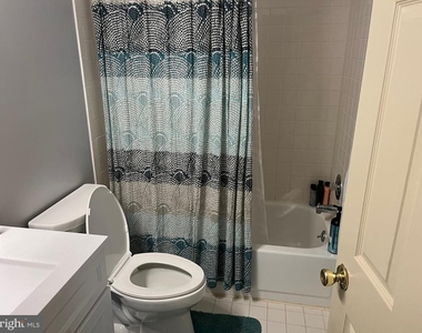 93 Beacon - Photo Thumbnail 13