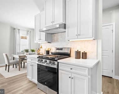 141 Dithridge Drive - Photo Thumbnail 4