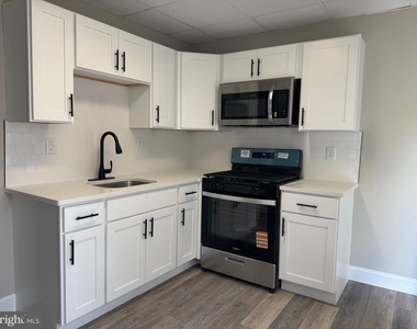 694 N Delaware Street - Photo Thumbnail 5