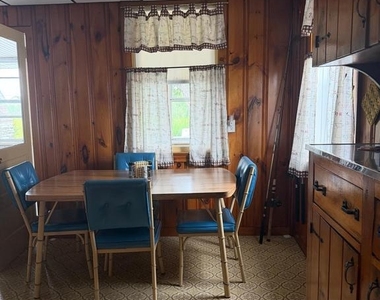 102 Garrison Avenue - Photo Thumbnail 8