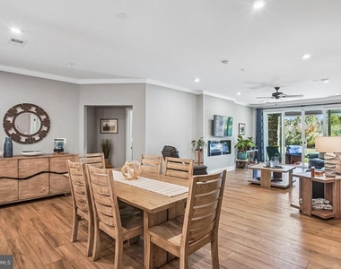 3000 Herons Nest Way - Photo Thumbnail 8