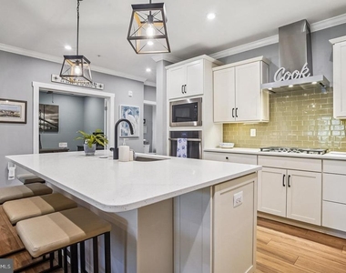 3000 Herons Nest Way - Photo Thumbnail 5