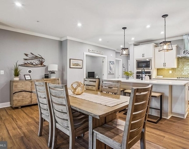 3000 Herons Nest Way - Photo Thumbnail 12