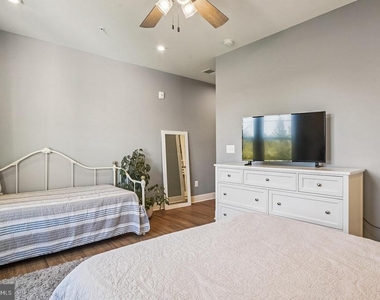 3000 Herons Nest Way - Photo Thumbnail 28