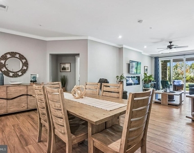 3000 Herons Nest Way - Photo Thumbnail 10