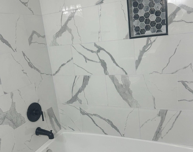 4514 Simmons Lane - Photo Thumbnail 16
