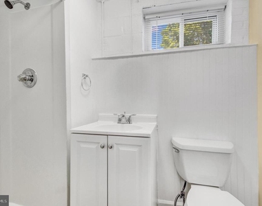 10228 Farnham Drive - Photo Thumbnail 26