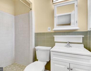 10228 Farnham Drive - Photo Thumbnail 18