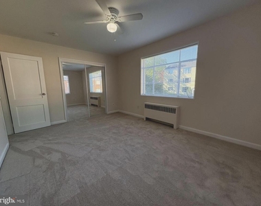 10403 Montrose Avenue - Photo Thumbnail 9