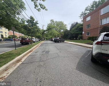 10403 Montrose Avenue - Photo Thumbnail 25