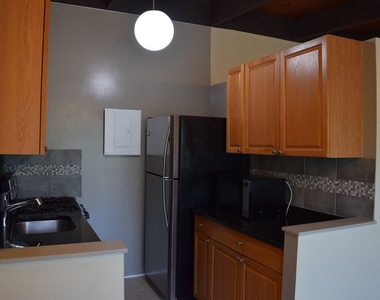 3419 University Boulevard W - Photo Thumbnail 6