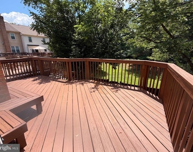 10113 Galsworthy Place - Photo Thumbnail 29