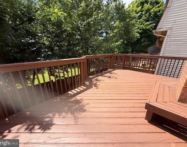 10113 Galsworthy Place - Photo Thumbnail 31