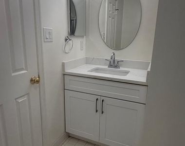 10113 Galsworthy Place - Photo Thumbnail 20