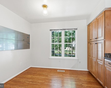 4515 Boastfield Lane - Photo Thumbnail 5