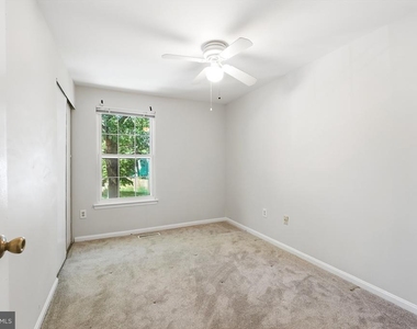 4515 Boastfield Lane - Photo Thumbnail 15