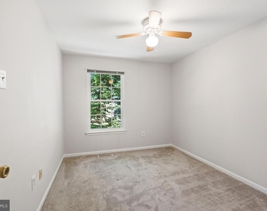 4515 Boastfield Lane - Photo Thumbnail 19