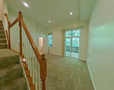 3905 Chelsea Park Lane - Photo Thumbnail 17
