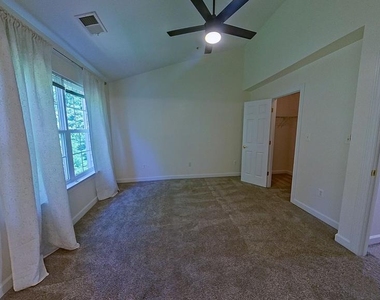3905 Chelsea Park Lane - Photo Thumbnail 9