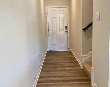 735 Pickerel Place - Photo Thumbnail 12