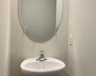 735 Pickerel Place - Photo Thumbnail 7