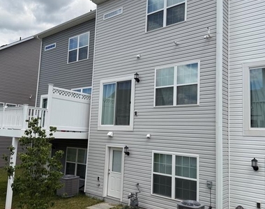 1235 Greylock Lane - Photo Thumbnail 27