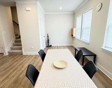 1235 Greylock Lane - Photo Thumbnail 15